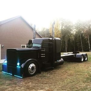 Meet your Posher, Ronnie